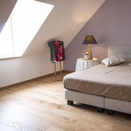 Rent this 2 bed townhouse on 14140 Vieux-Pont-en-Auge