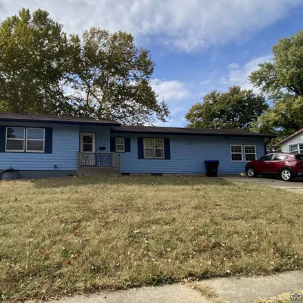 Buy this 4 bed house on 2537 Southwest Prairie Road in Topeka, KS 66614