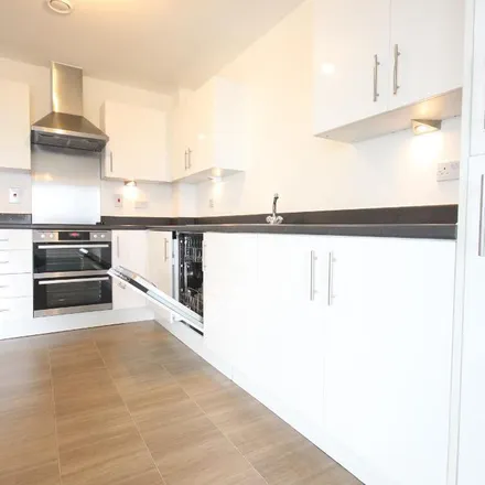 Image 5 - Exeter House, 41 Academy Way, London, RM8 2FP, United Kingdom - Apartment for rent