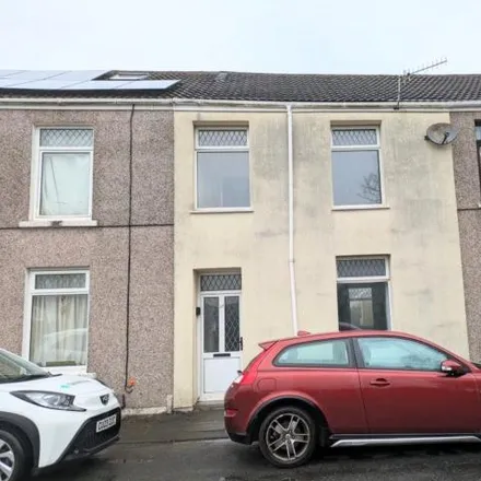 Rent this 3 bed townhouse on Havelock Street in Llanelli, SA15 2BP