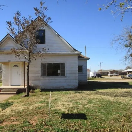 Buy this 2 bed house on 225 West Britt Street in Crowell, Foard County