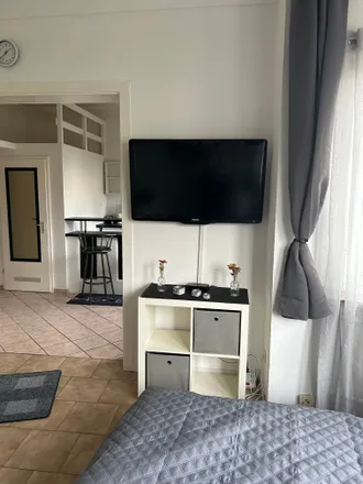 Rent this 2 bed apartment on Gauweg 7 in 51067 Cologne, Germany