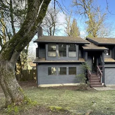 Image 2 - 16448 Ne Fargo St, Portland, Oregon, 97230 - House for sale