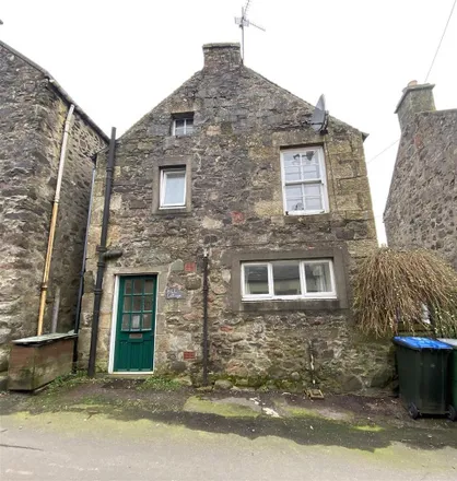 Rent this 2 bed house on Kirk Wynd in Abernethy, PH2 9JD