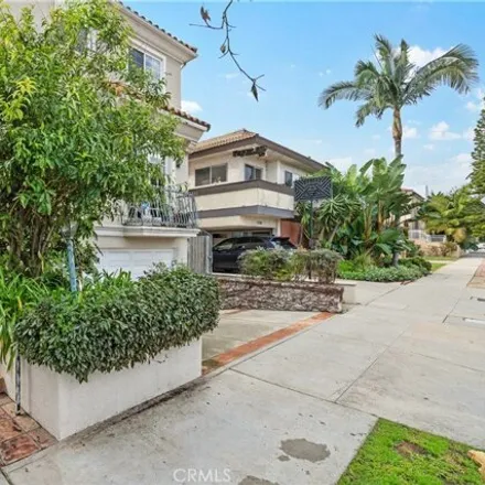 Image 4 - 1755 Armacost Avenue, Los Angeles, CA 90025, USA - Townhouse for sale
