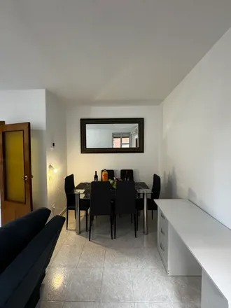 Image 4 - San Jorge, Calle de Bravo Murillo, 329, 28020 Madrid, Spain - Apartment for rent