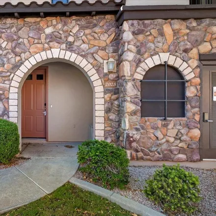 Buy this 2 bed townhouse on Southwest Fulton Ranch Boulevard in Chandler, AZ 85248