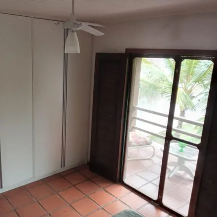 Buy this 2 bed house on Ideal in Rua Izalter Macedo Henriques, Peró