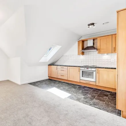Rent this 1 bed apartment on Holmesdale Road