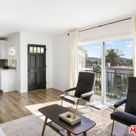 Image 5 - 4016 West Avenue 42, Los Angeles, CA 90065, USA - House for sale