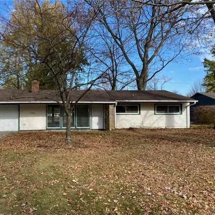 Image 1 - 5197 Dogwood Trail, Lyndhurst, OH 44124, USA - House for sale