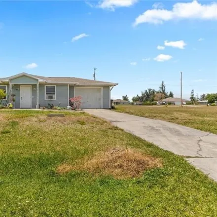 Image 3 - 1776 Northeast 6th Place, Cape Coral, FL 33909, USA - House for sale