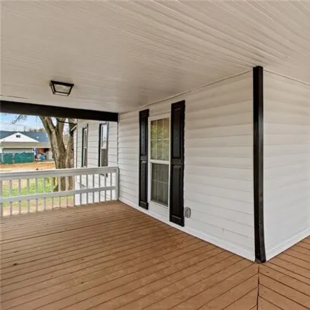 Image 3 - 911 Wilson Lee Boulevard, Statesville, NC 28677, USA - House for sale