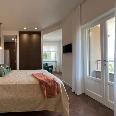 Rent this 5 bed house on 55054 Massarosa LU