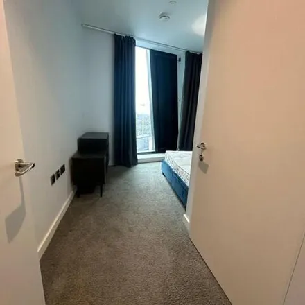 Image 6 - Axis Tower, Trafford Street, Manchester, M1 5JB, United Kingdom - Room for rent