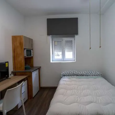 Rent this 3 bed apartment on Carrer de la Conserva in 17, 46023 Valencia