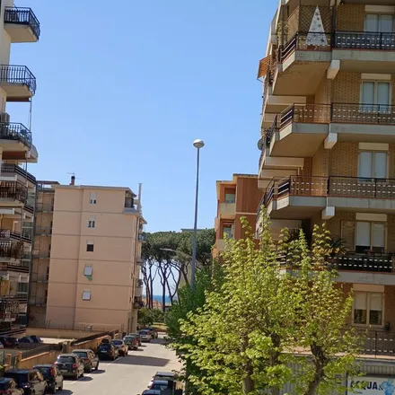 Image 4 - Via Roma, 139e, 58022 Follonica GR, Italy - Apartment for rent