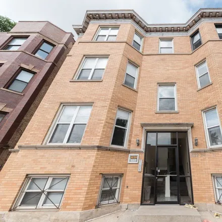 Rent this 2 bed apartment on 1022 North Damen Avenue