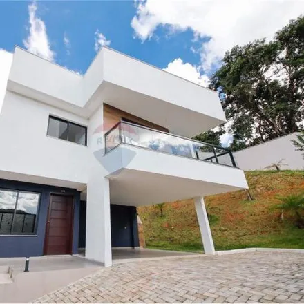 Buy this 3 bed house on Rua Natal in Novo Horizonte, Juiz de Fora - MG