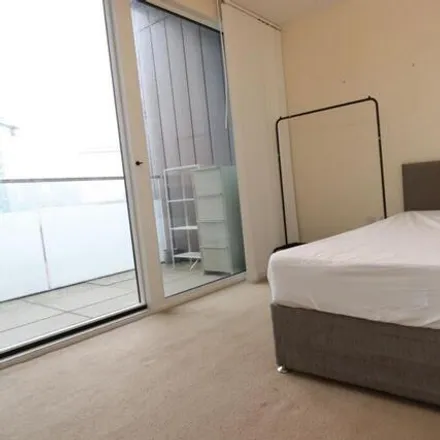 Rent this studio house on Horn Link Way in London, SE10 0ZP