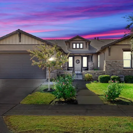 Buy this 3 bed house on 3368 Beverly Avenue in Clovis, CA 93619