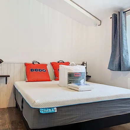 Rent this 5 bed apartment on La Pierre Aiguise-couteau in 86500 Saulgé, France