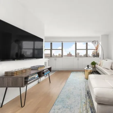 Image 1 - 111 3rd Avenue, New York, NY 10003, USA - House for sale