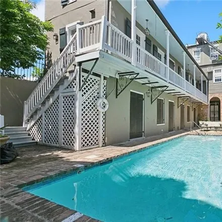 Image 3 - 824 Burgundy Street, New Orleans, LA 70116, USA - Townhouse for sale