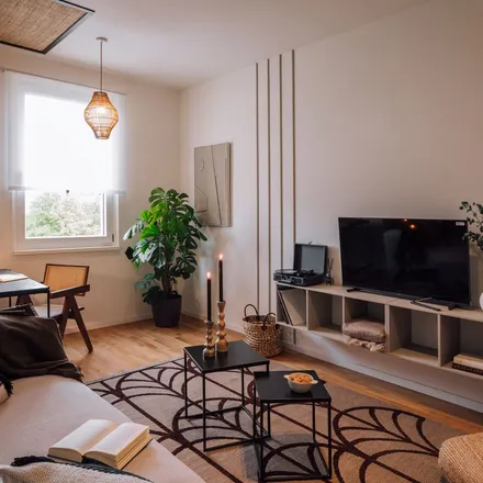 Rent this 2 bed apartment on Ecole Voltaire in Kurfürstenstraße 53, 10785 Berlin
