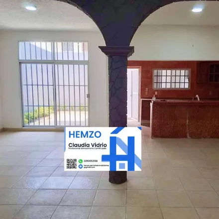 Buy this studio house on Calle Adolfo López Mateos in Primero de Mayo Norte, 94296 Manuel Nieto