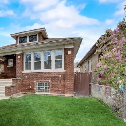 Buy this 3 bed house on 4923 North Springfield Avenue in Chicago, IL 60625