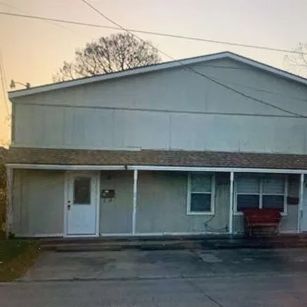 Rent this 2 bed house on Dairy Queen in 6250 39th Street, Groves