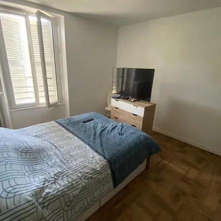 Image 9 - 3 Rue du Palais, 12500 Espalion, France - Apartment for rent