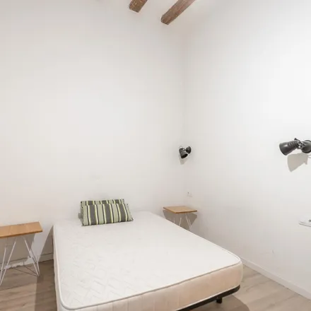 Image 2 - Carrer del Cometa, 3, 08002 Barcelona, Spain - Apartment for rent