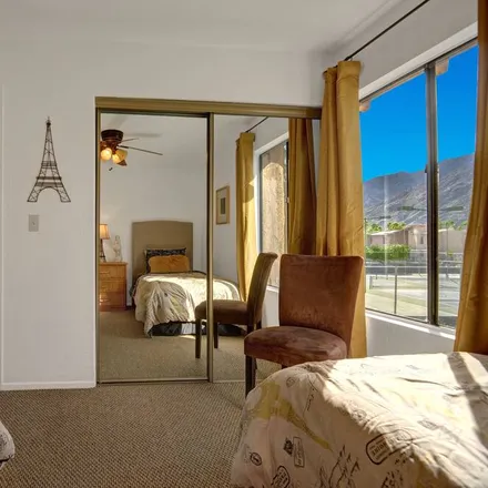 Rent this 3 bed condo on Palm Springs