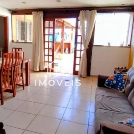 Buy this 2 bed house on Avenida Santos Dummond in Alvinópolis II, Atibaia - SP