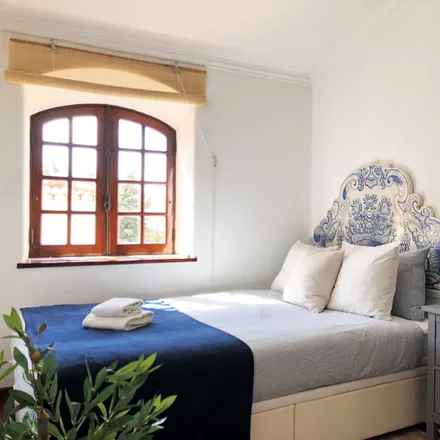 Rent this 3 bed townhouse on Bloco do Moinho in Rua Gonçalo Velho, 2970-635 Sesimbra