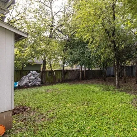 Image 6 - 2901 East 5th Street, Austin, TX 78702, USA - House for sale