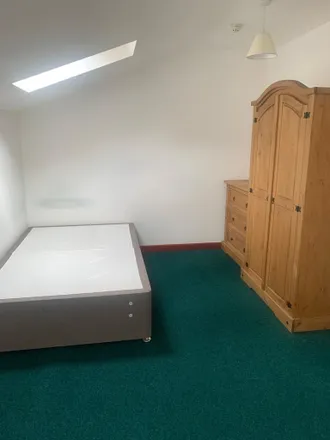 Image 5 - Guildhall Road North, Swansea, SA1 4NT, United Kingdom - Room for rent