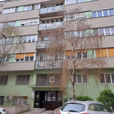 Image 4 - náměstí Hrdinů 50, 686 03 Staré Město, Czechia - Apartment for rent