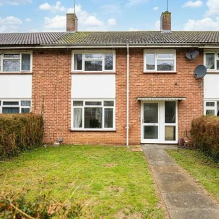 Image 1 - Falcon Close, Langley Green, RH11 7QP, United Kingdom - Townhouse for sale