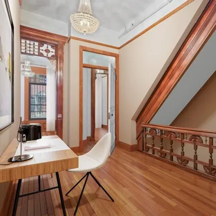 Image 7 - 207 West 122nd Street, New York, NY 10027, USA - Townhouse for sale