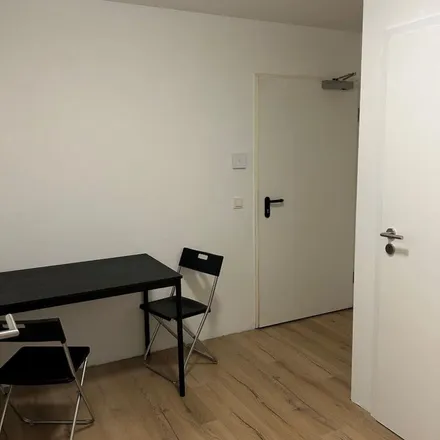 Rent this 3 bed apartment on Rheinlanddamm in 44139 Dortmund, Germany