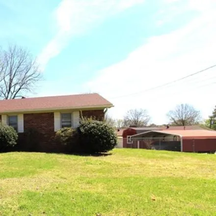 Buy this 3 bed house on 374 Woodlawn Drive in Lexington, TN 38351