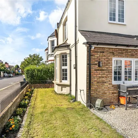 Rent this 3 bed house on 175a Worple Road in Cottenham Park, London