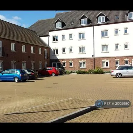 Rent this 2 bed apartment on Hillen Road in adj, Wisbech Road
