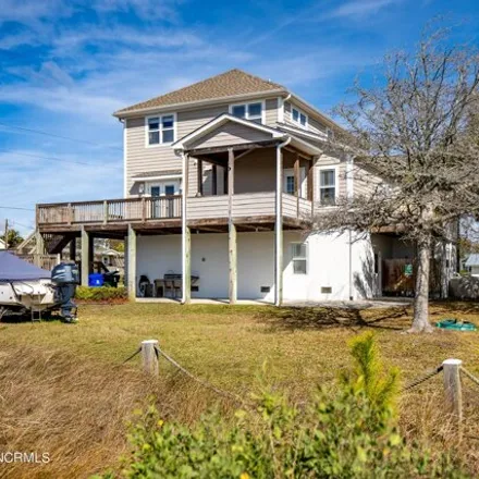 Image 7 - 369 Bayshore Drive, Country Club Point, Cape Carteret, NC 28584, USA - House for sale
