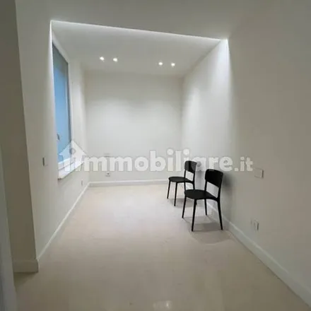 Image 4 - Via Cesare Battisti 20, 41121 Modena MO, Italy - Apartment for rent