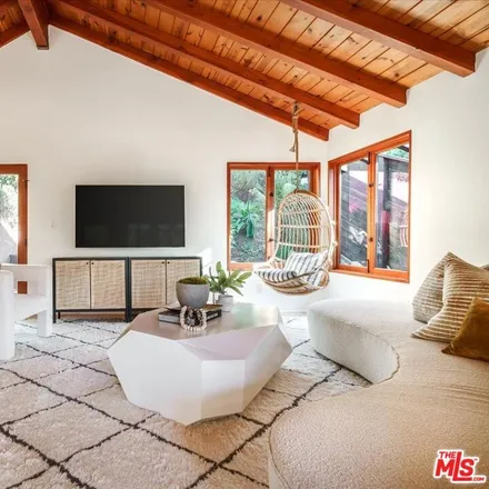 Image 6 - 2822 Reservoir Street, Los Angeles, CA 90026, USA - House for sale