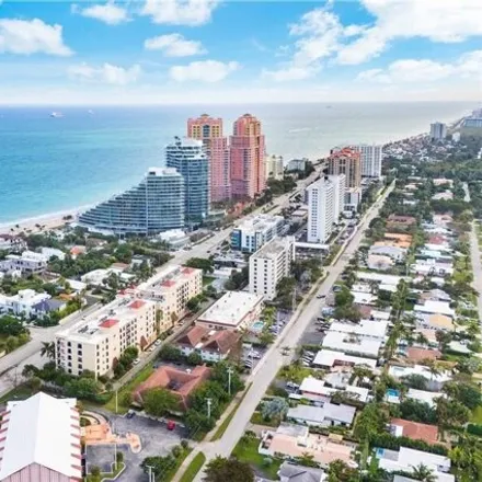 Image 1 - 2402 North Ocean Boulevard, Fort Lauderdale, FL 33305, USA - Condo for sale